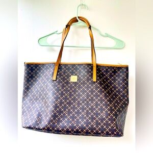 Classic Brown Patterned Tote Bag with Tan Trim